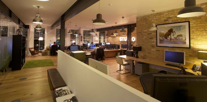 Off Line Desk AKA Design - edit desks, graphics desks including on-line and off-line ...